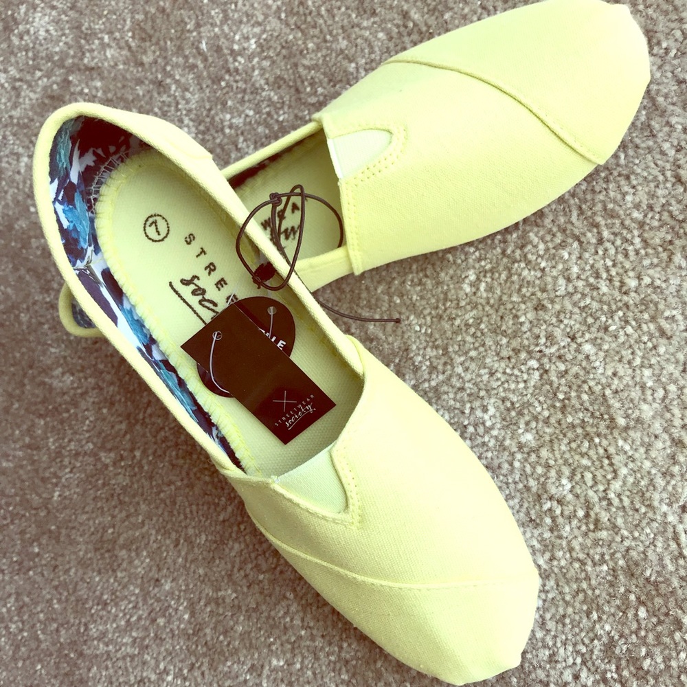 Women Canvas Yellow Shoes